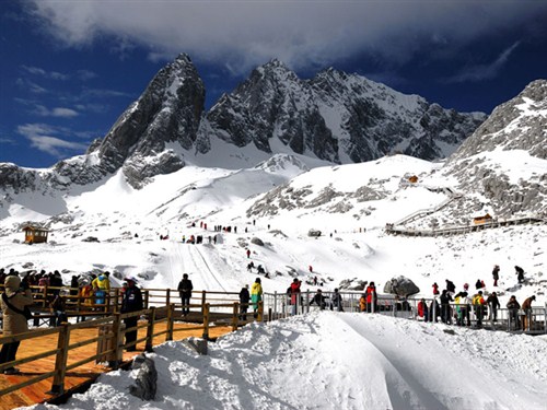 玉龙雪山