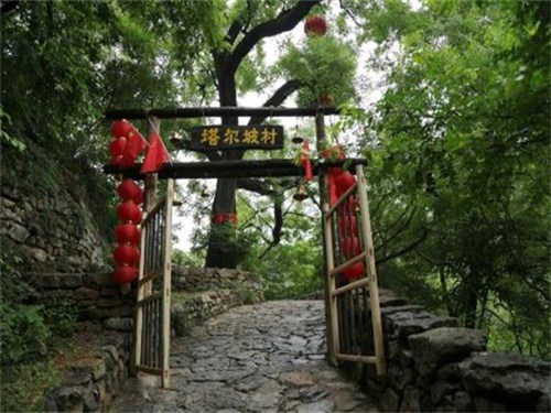 塔尔坡古村01