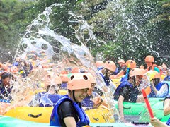 (清远一天)飞来湖公园、小北江三峡、黄腾峡勇士漂一天游