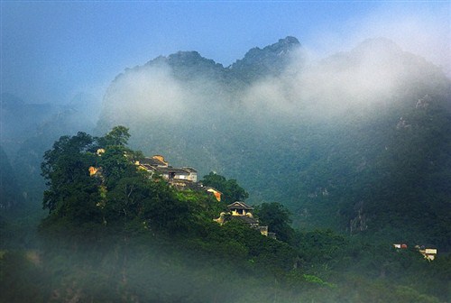 彭家古堡全景—人间仙境