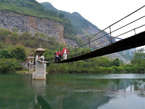 阳山渔水