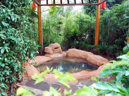 聚龙湾天然温泉度假村