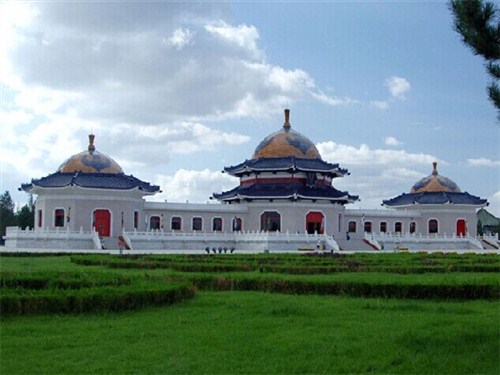 蒙亮民族风情园