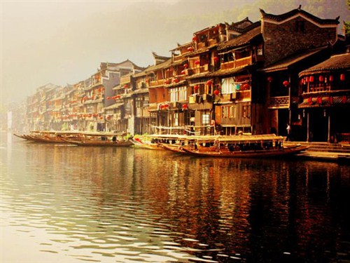 凤凰古城