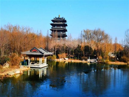 大明湖景区