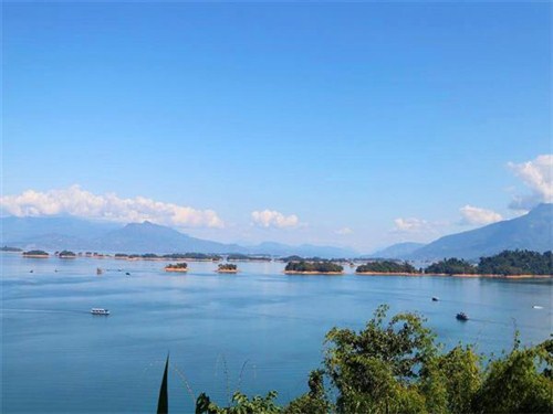 南俄湖丹萨旺旅游度假区