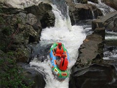 龙腾峡漂流