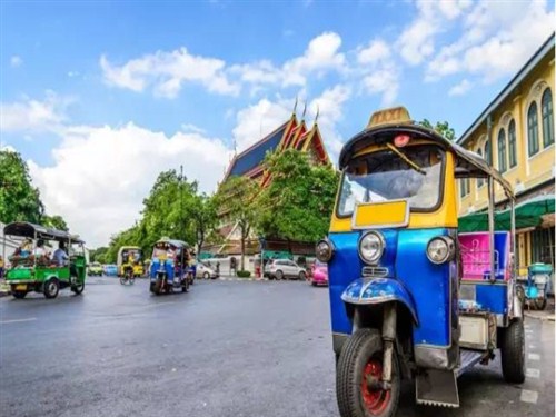 嘟嘟车TUK TUK