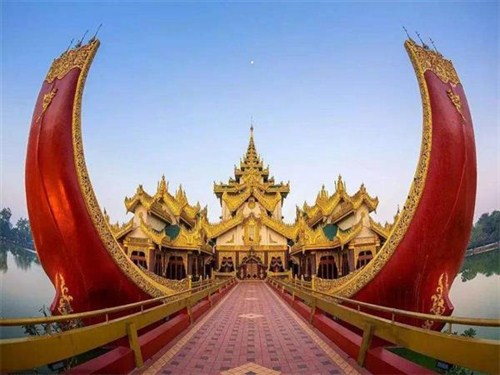 卡拉威宫