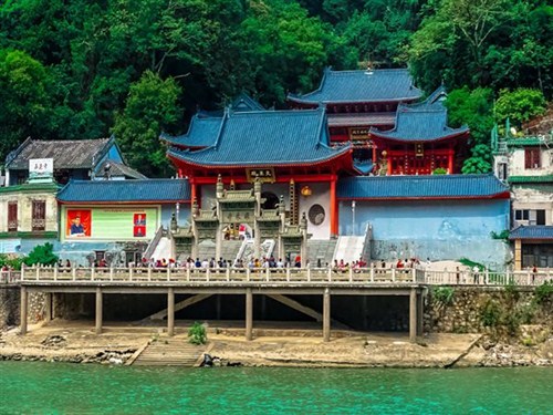 飞来寺